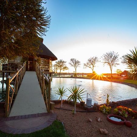 Lapa Lange Game Lodge Mariental Exterior photo