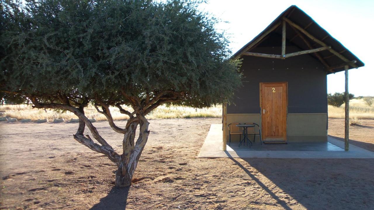 Lapa Lange Game Lodge Mariental Exterior photo
