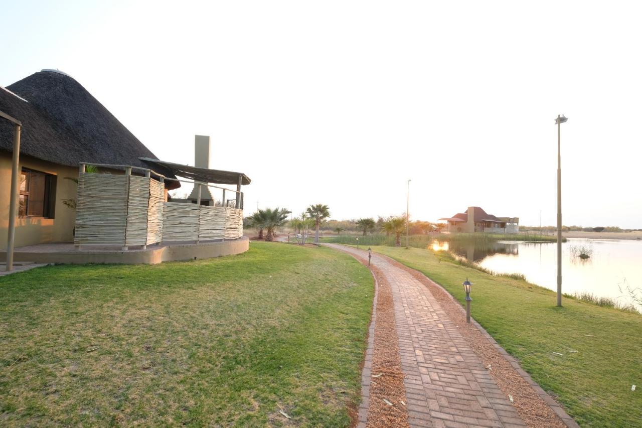 Lapa Lange Game Lodge Mariental Exterior photo