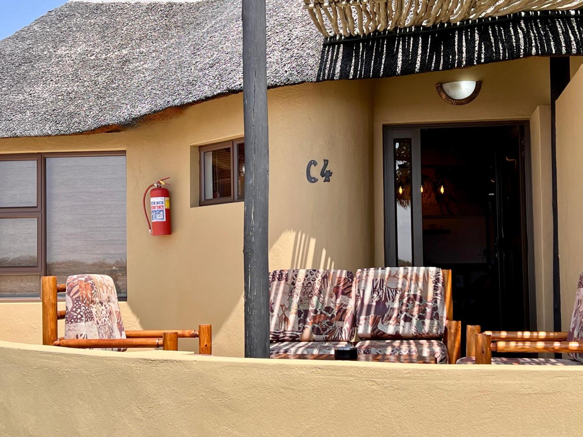 Lapa Lange Game Lodge Mariental Exterior photo