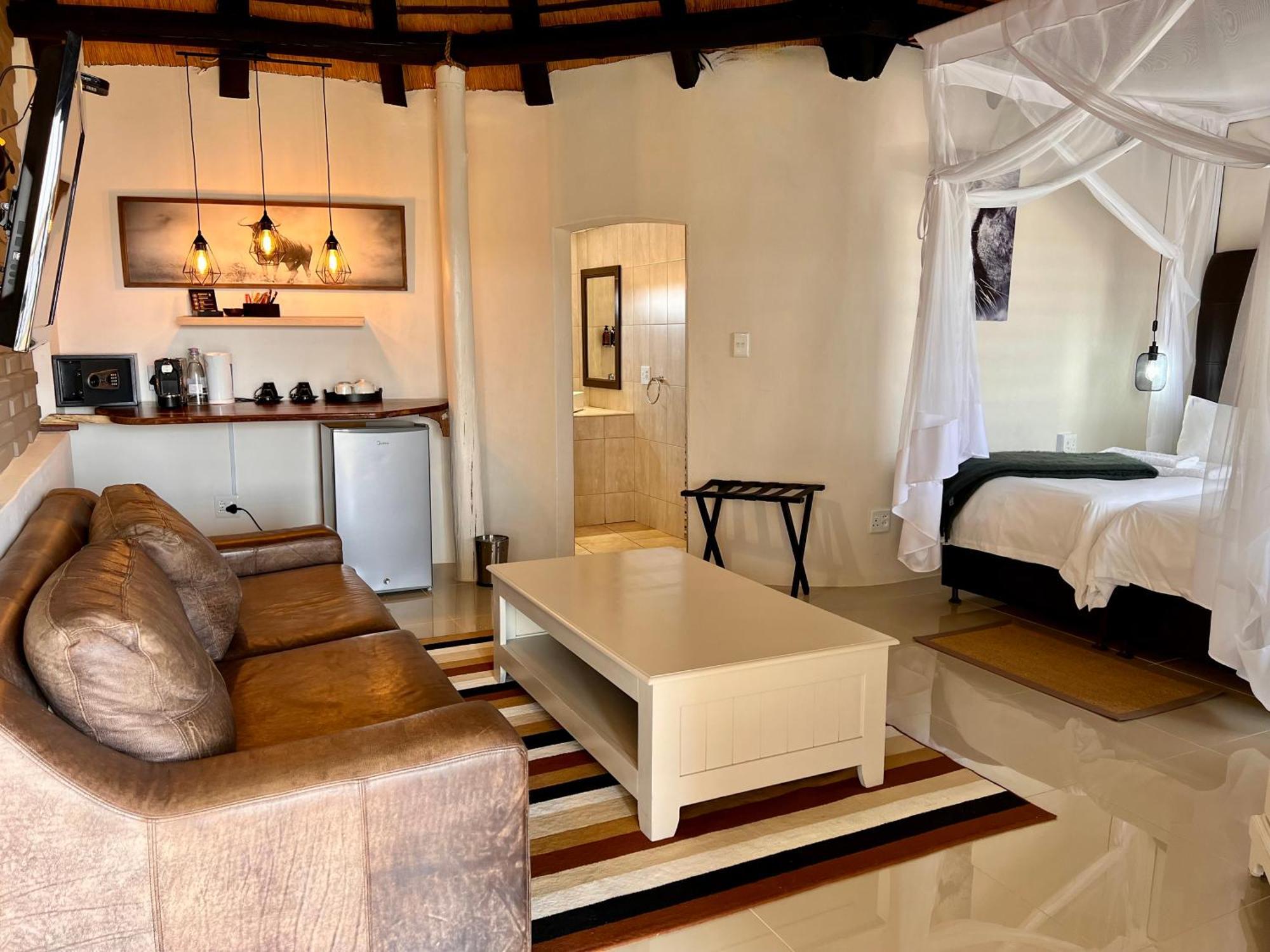 Lapa Lange Game Lodge Mariental Exterior photo