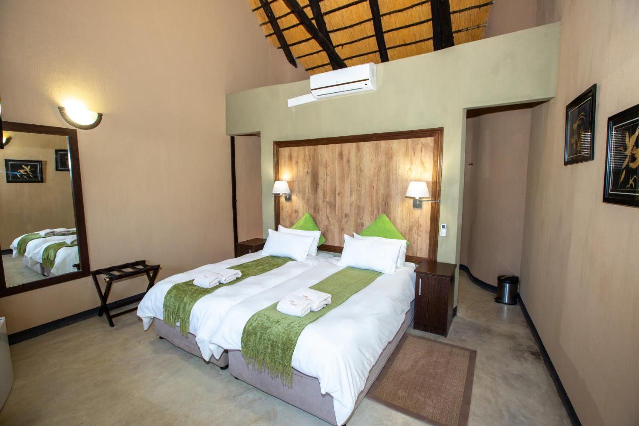Lapa Lange Game Lodge Mariental Exterior photo