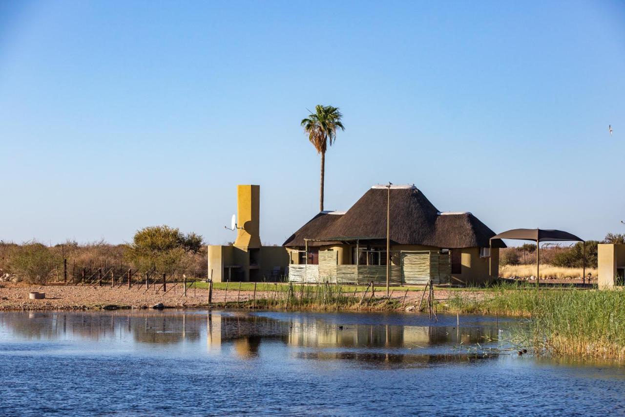 Lapa Lange Game Lodge Mariental Exterior photo
