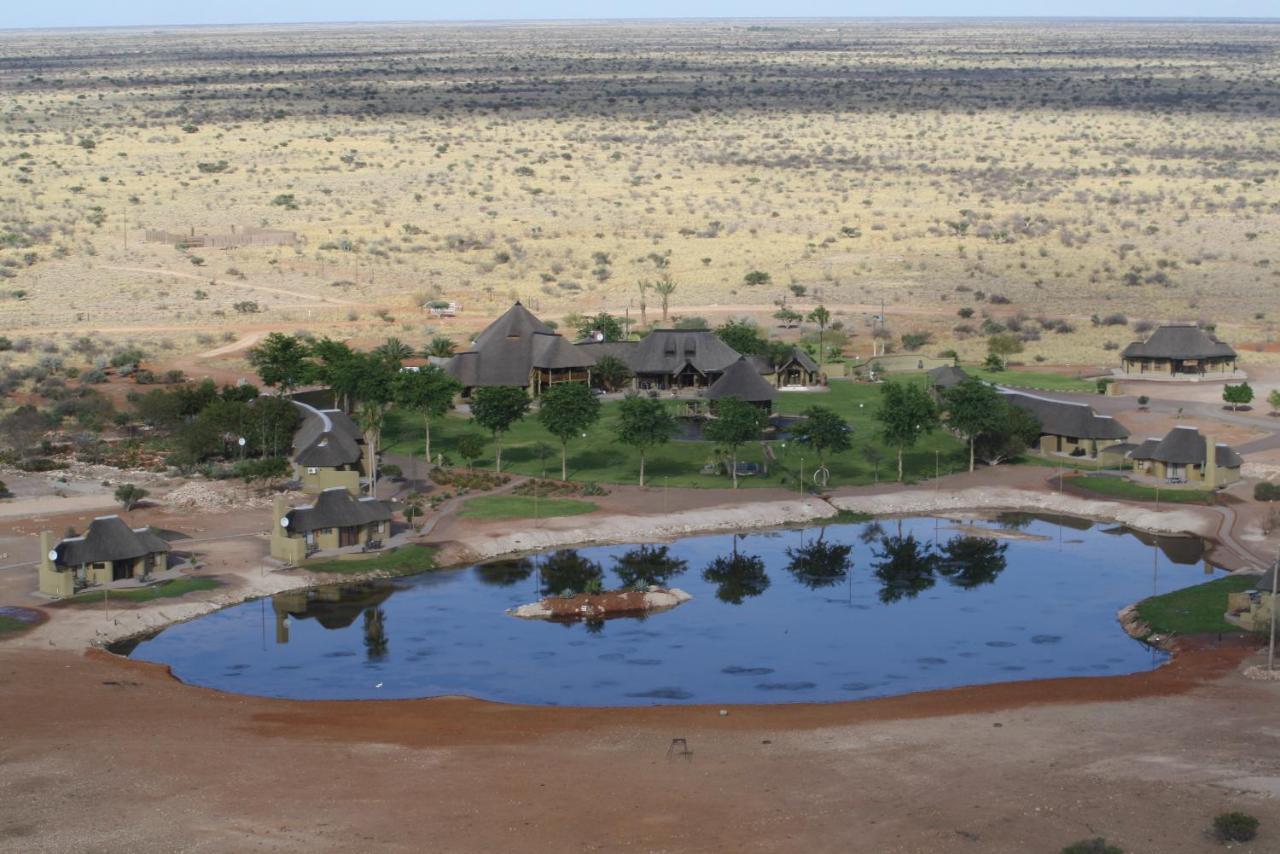 Lapa Lange Game Lodge Mariental Exterior photo